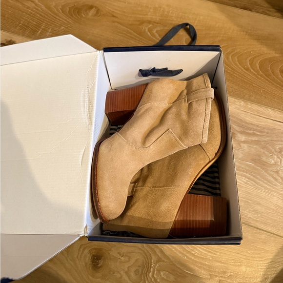 Splendid Lakota suede low boots in Nut - Picture 3 of 5